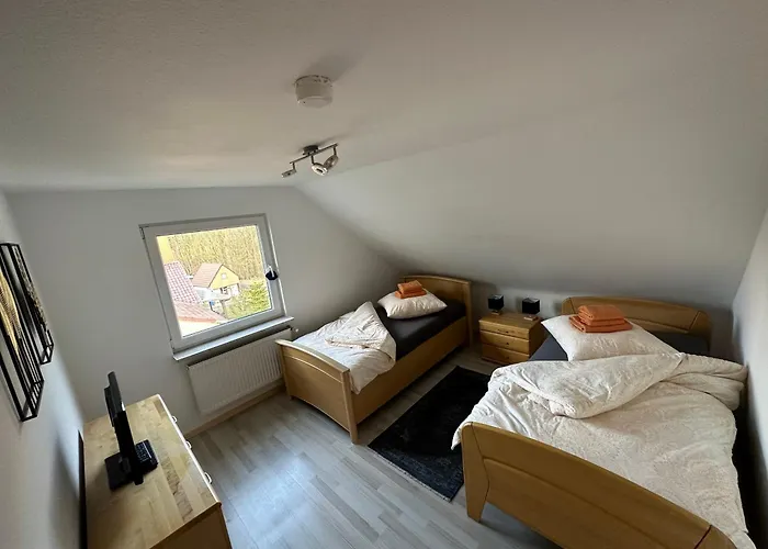 Apartamento Mit Balkon Dg Neustadt bei Coburg