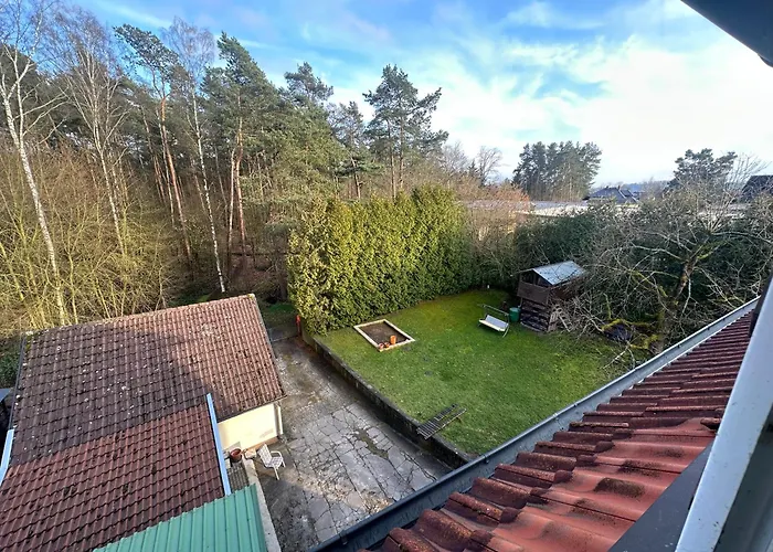 Apartamento Mit Balkon Dg